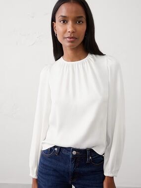 Banana Republic Volume Sleeve White Textured Blouse Snow Day Women’s M NEW